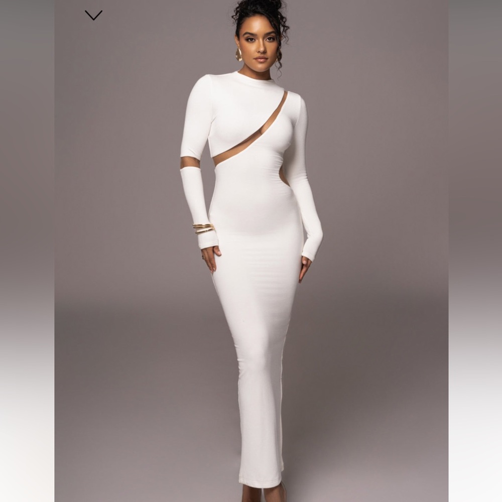 Elegant off White Cutout Maxi Dress